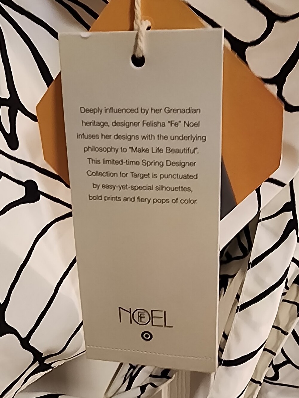 Fe Noel x Target NWT One-Shoulder Black & White Leaf-Print Tie Front Crop Top - Picture 4 of 8
